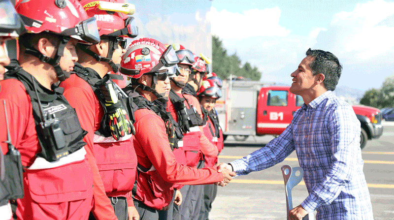 Bomberos. Fotos: EL COMERCIO