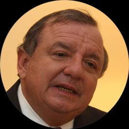 ÁLVARO NOBOA