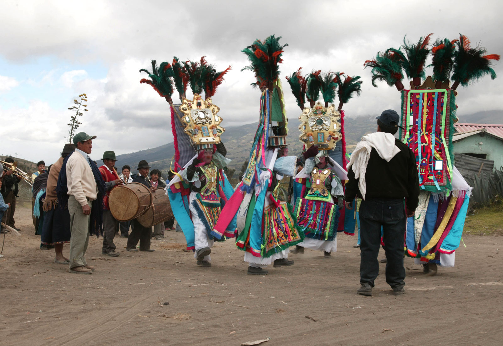 Celebración del Corpus Christi - Danzantes de Pujilí