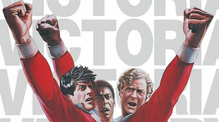 Pelé, Sylvester Stallone y Michael Caine en el afiche de la película Escape a la victoria. Foto: Twitter @SoyAlanRoberto